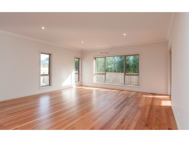 1&2/17 Marna Street, Healesville VIC 3777