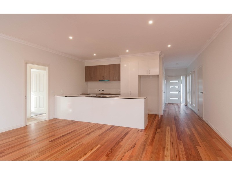 1&2/17 Marna Street, Healesville VIC 3777