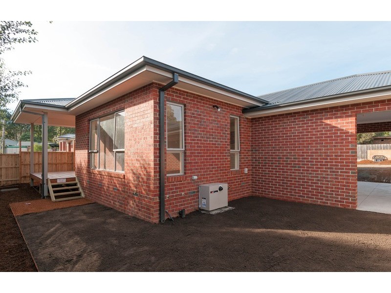 1&2/17 Marna Street, Healesville VIC 3777