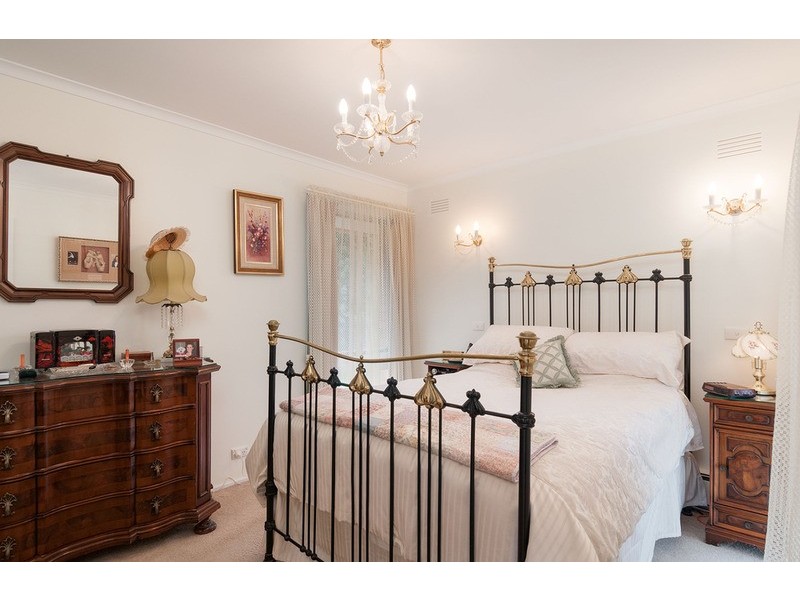 64 Fernhill Road, Mount Evelyn VIC 3796