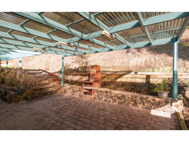 98 Charles Road, Lilydale VIC 3140