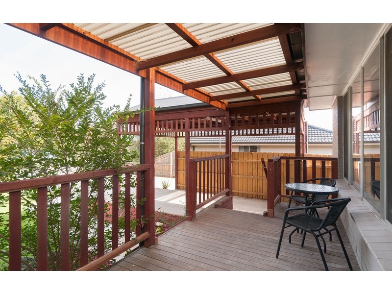 1/15 Nolan Avenue, Mooroolbark VIC 3138