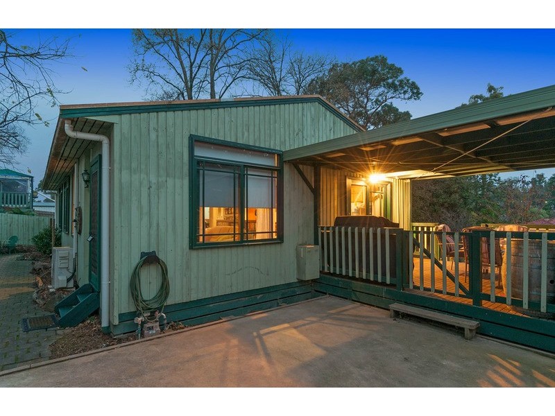 8A Fernhill Road, Mount Evelyn VIC 3796