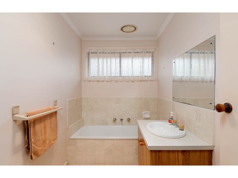 119 Commercial Road, Mount Evelyn VIC 3796