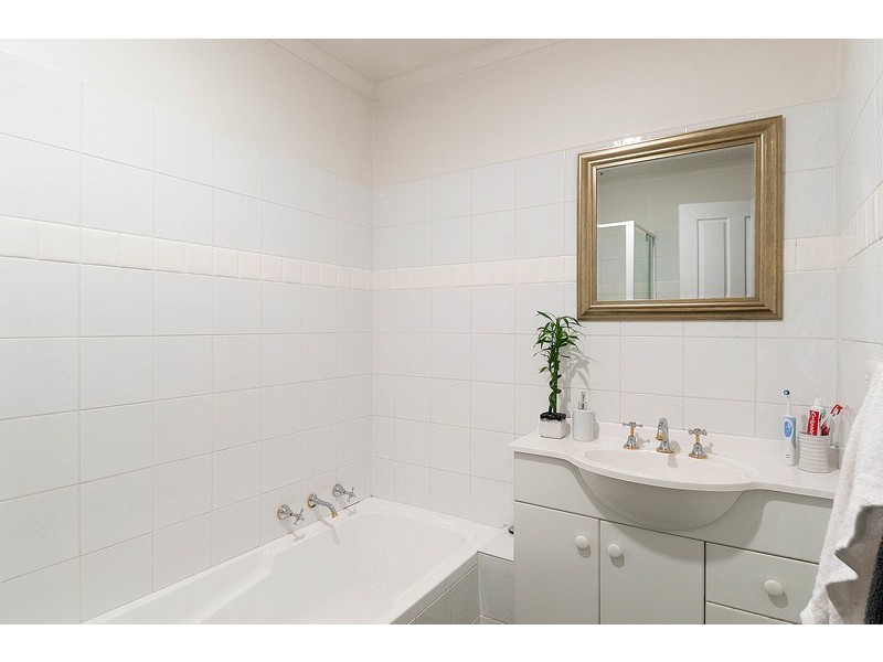 17 Peters Road, Seville East VIC 3139