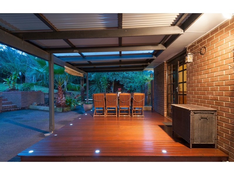 9 Wilma Avenue, Seville East VIC 3139