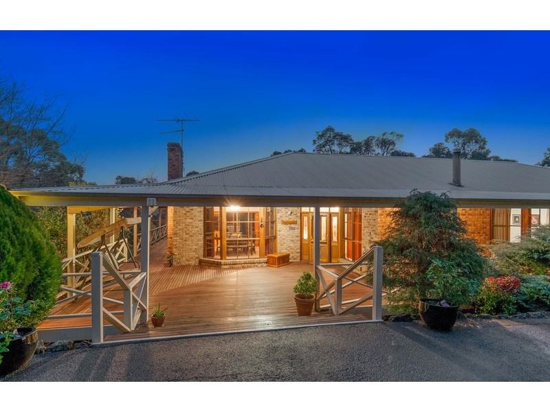 10 Fuller Road, Mount Evelyn VIC 3796