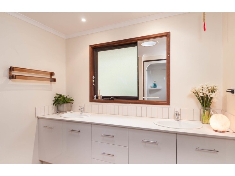 33 Inverness Road, Mount Evelyn VIC 3796