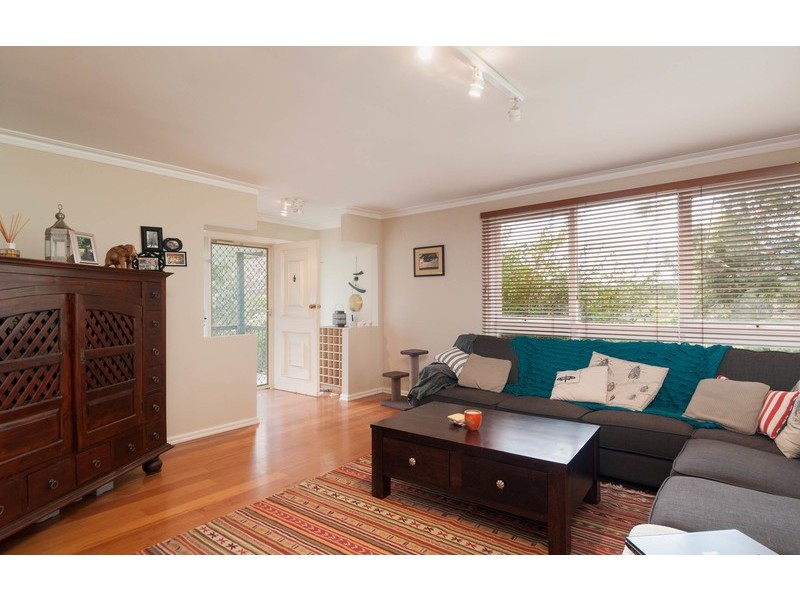 4 Stewart Avenue, Wandin North VIC 3139