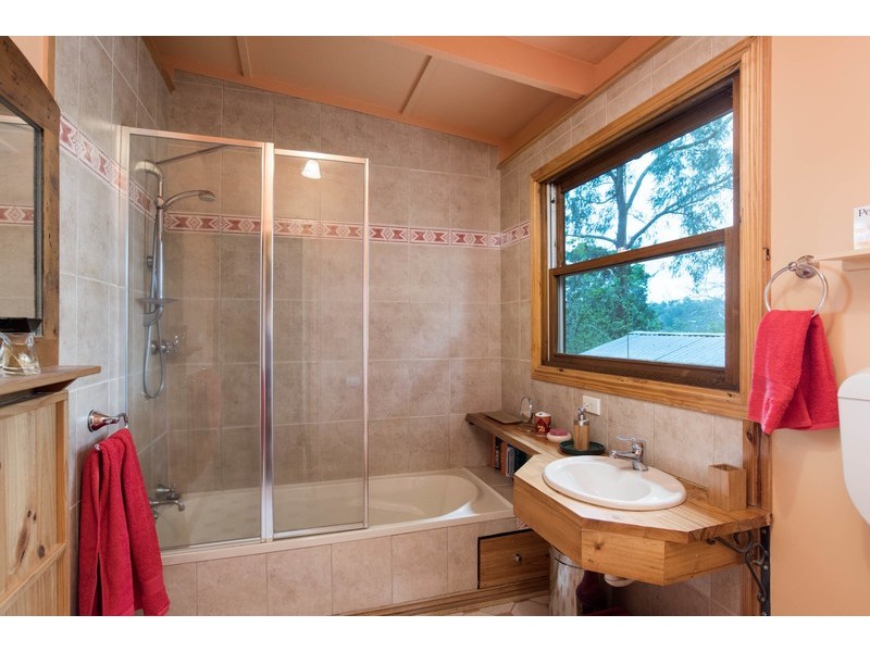 71 Johns Crescent, Mount Evelyn VIC 3796