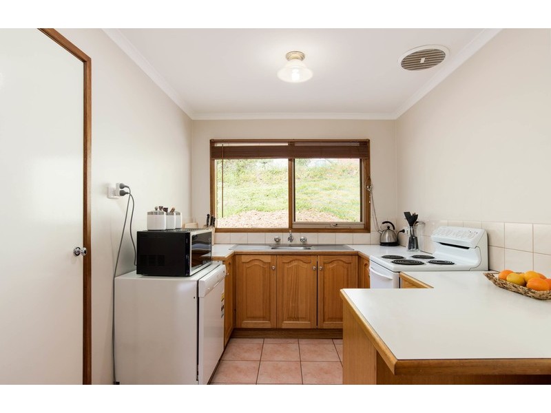 66 Commercial Road, Mount Evelyn VIC 3796