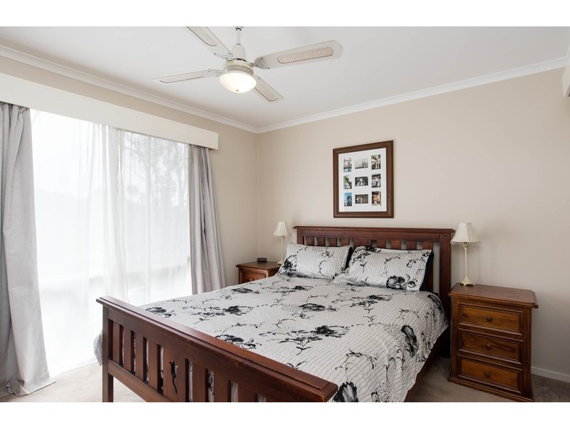 66 Commercial Road, Mount Evelyn VIC 3796