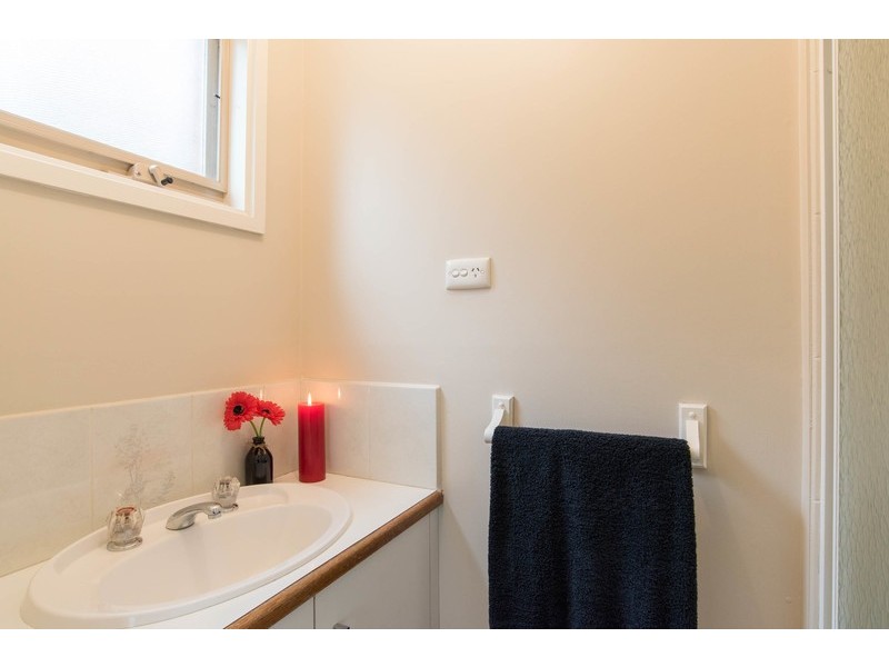 66 Commercial Road, Mount Evelyn VIC 3796