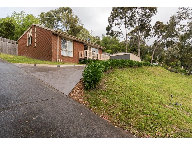 66 Commercial Road, Mount Evelyn VIC 3796