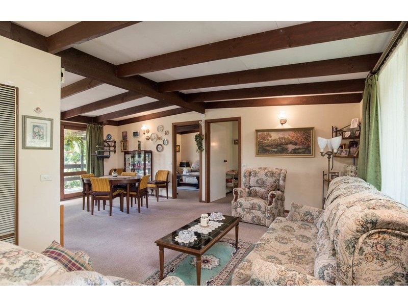 44 Johns Crescent, Mount Evelyn VIC 3796