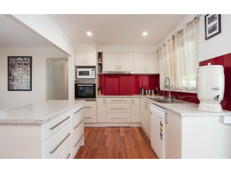 878 Warburton Highway, Seville VIC 3139