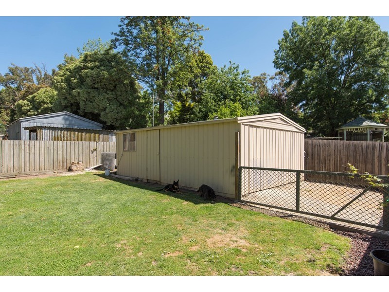878 Warburton Highway, Seville VIC 3139