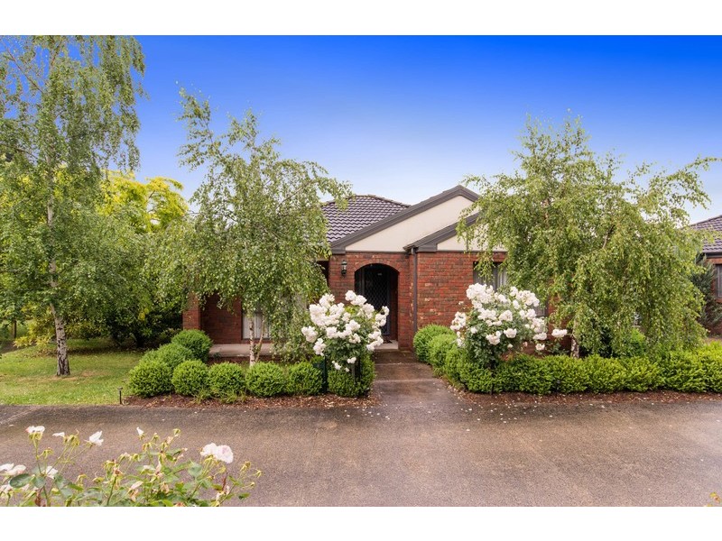 8/19 Prospect Road, Wandin North VIC 3139