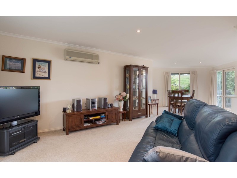 8/19 Prospect Road, Wandin North VIC 3139