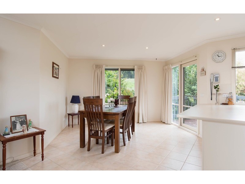 8/19 Prospect Road, Wandin North VIC 3139