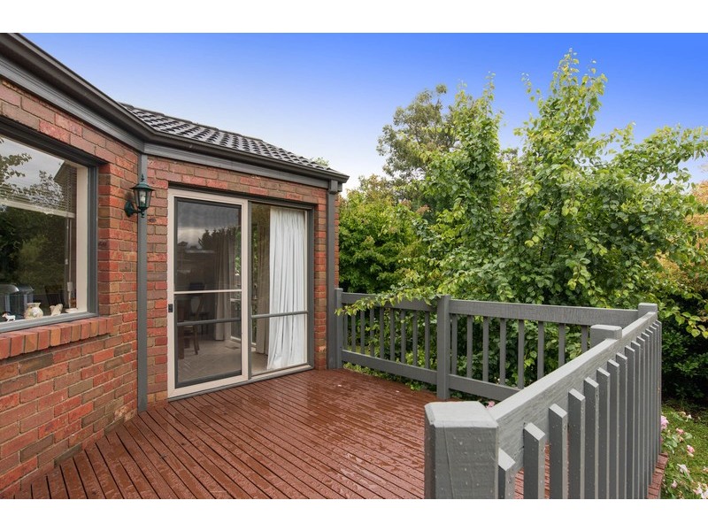 8/19 Prospect Road, Wandin North VIC 3139