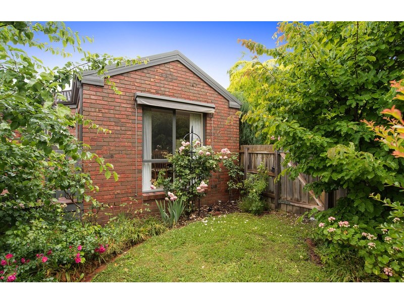 8/19 Prospect Road, Wandin North VIC 3139