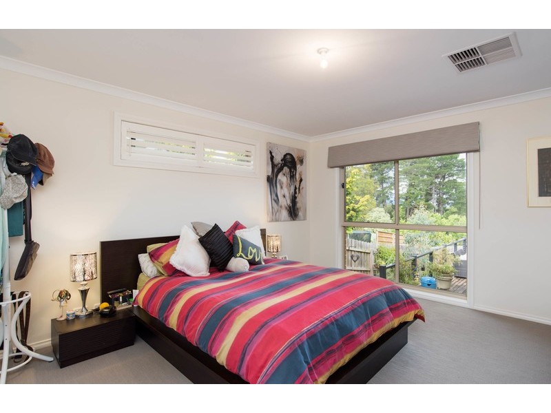 2/26 Hereford Road, Mount Evelyn VIC 3796