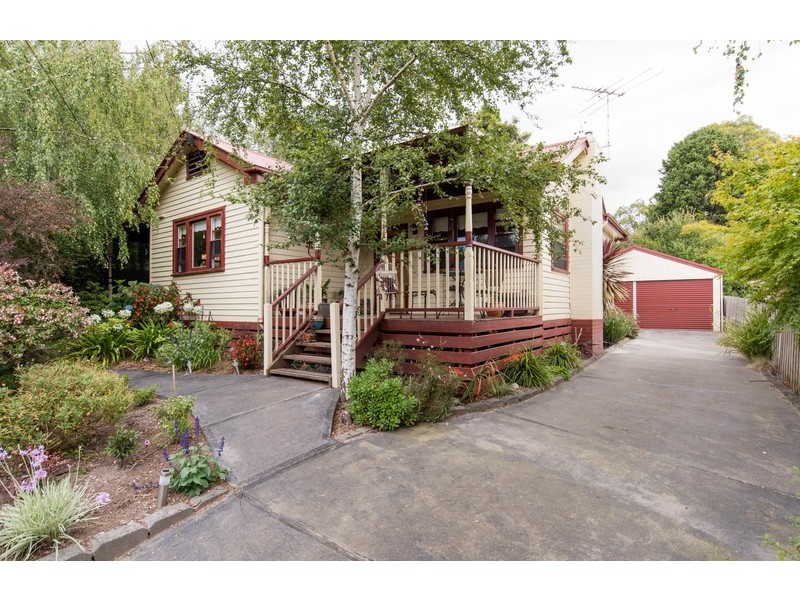 7 Rangeview Road, Mount Evelyn VIC 3796