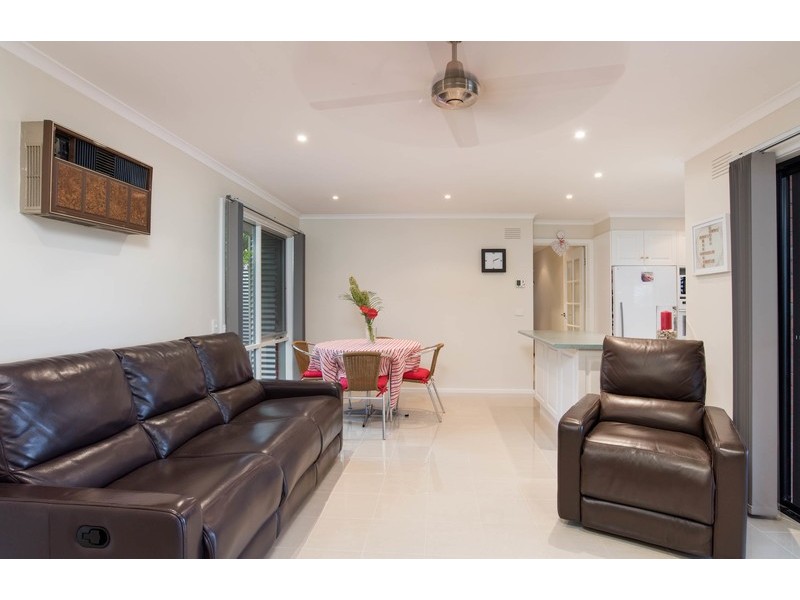 9 Mary Road, Wandin North VIC 3139