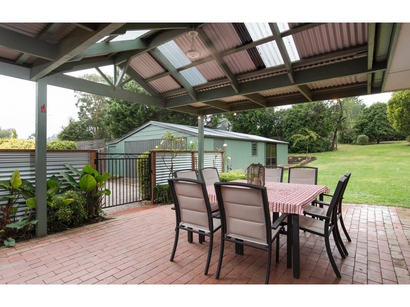 9 Mary Road, Wandin North VIC 3139