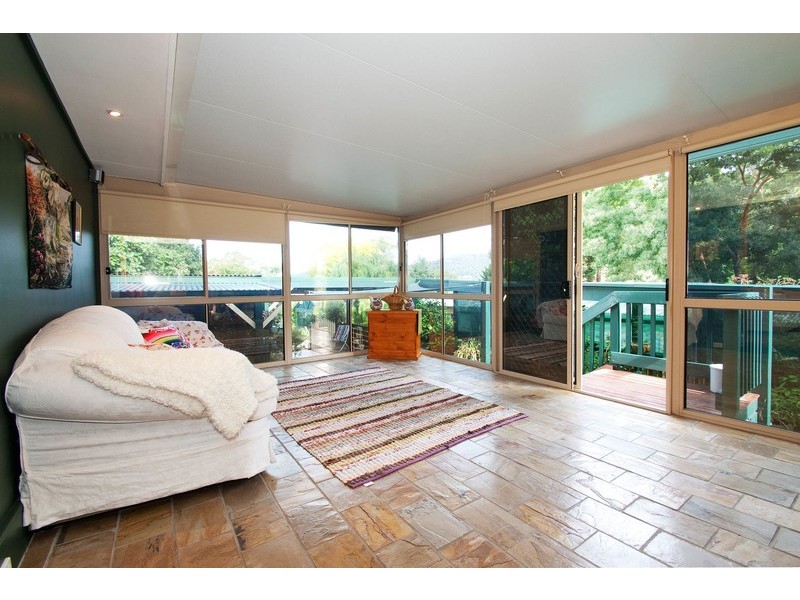 86 Johns Crescent, Mount Evelyn VIC 3796