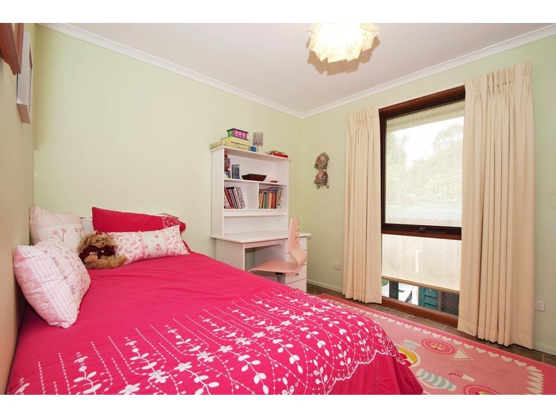 86 Johns Crescent, Mount Evelyn VIC 3796