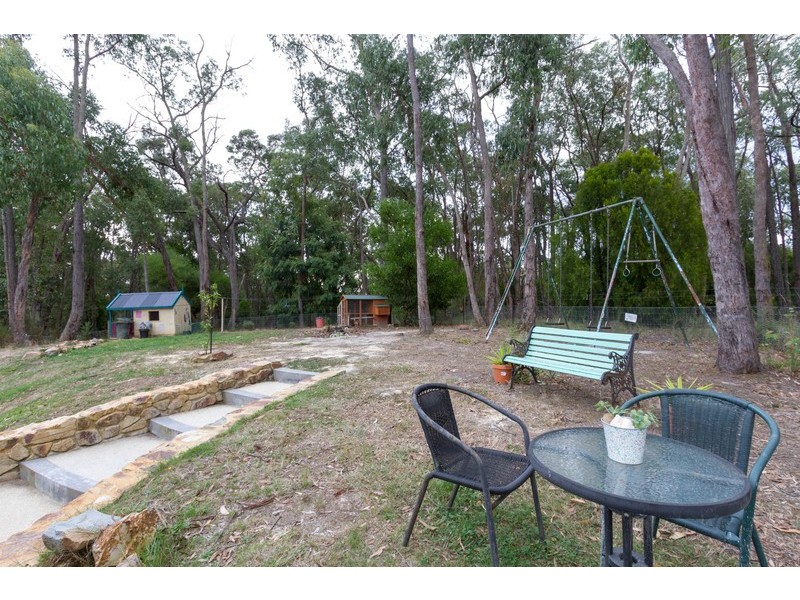 17 Juliet Avenue, Healesville VIC 3777