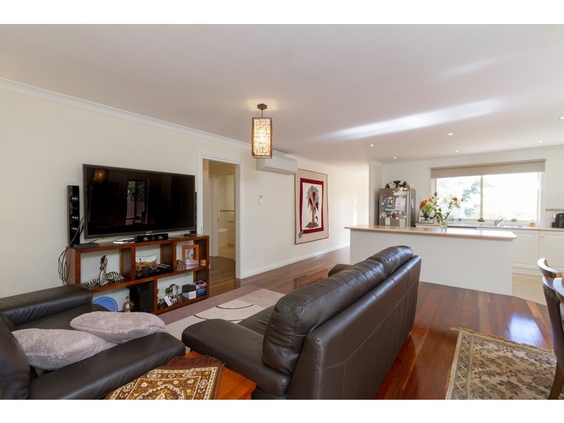 6 Bastow Road, Lilydale VIC 3140