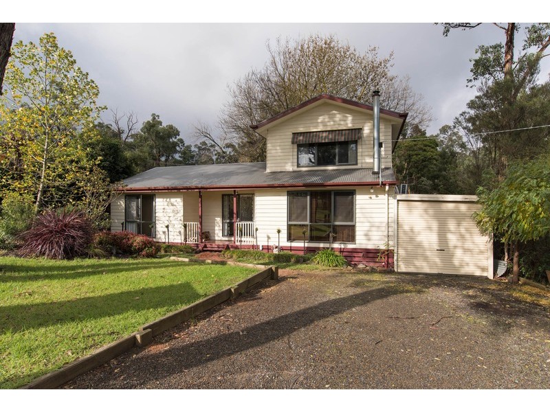 32 Tainton Street, Wandin North VIC 3139