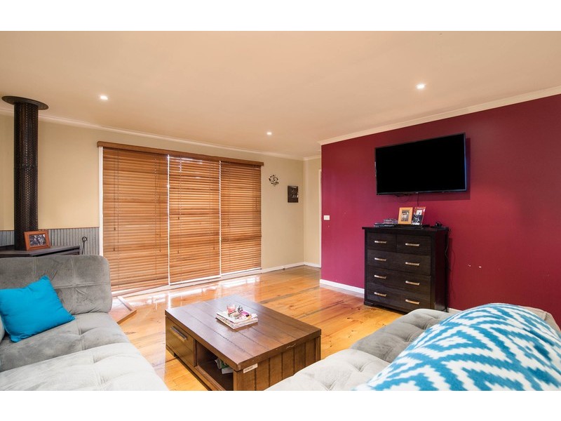 32 Tainton Street, Wandin North VIC 3139