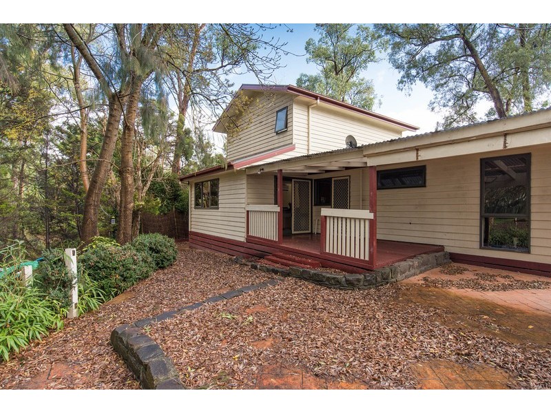 32 Tainton Street, Wandin North VIC 3139