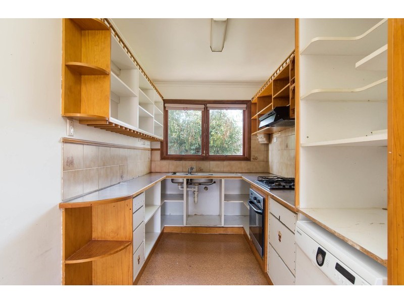 18 Mimosa Avenue, Kilsyth VIC 3137