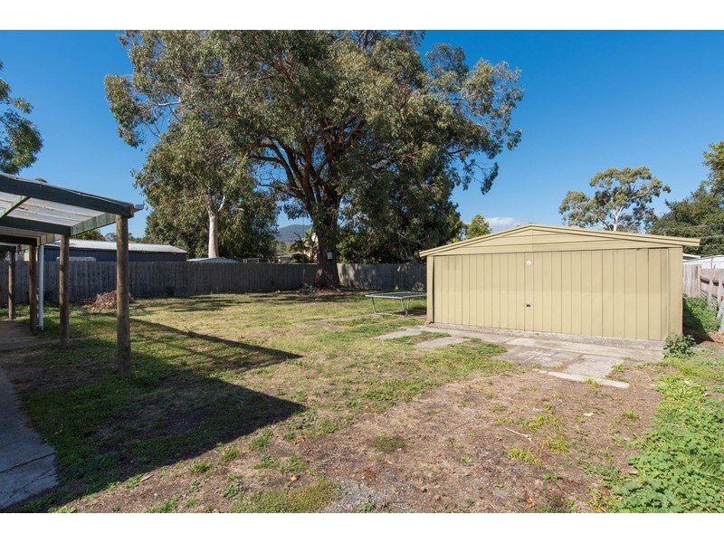 18 Mimosa Avenue, Kilsyth VIC 3137