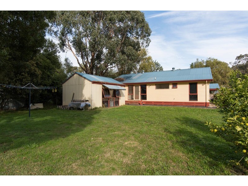 4/17 Britton Road, Seville VIC 3139