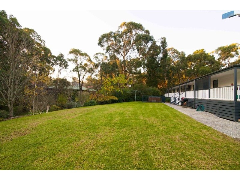 54 Francis Crescent, Mount Evelyn VIC 3796