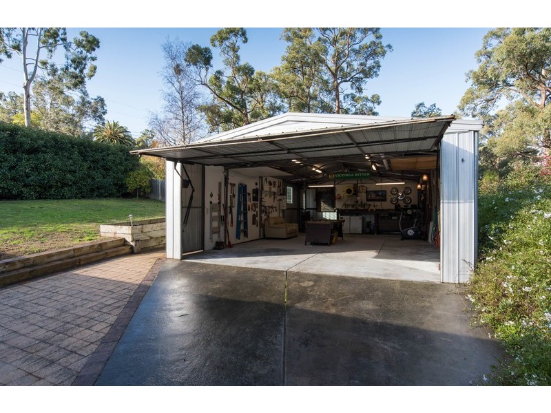 1 East Avenue, Mount Evelyn VIC 3796