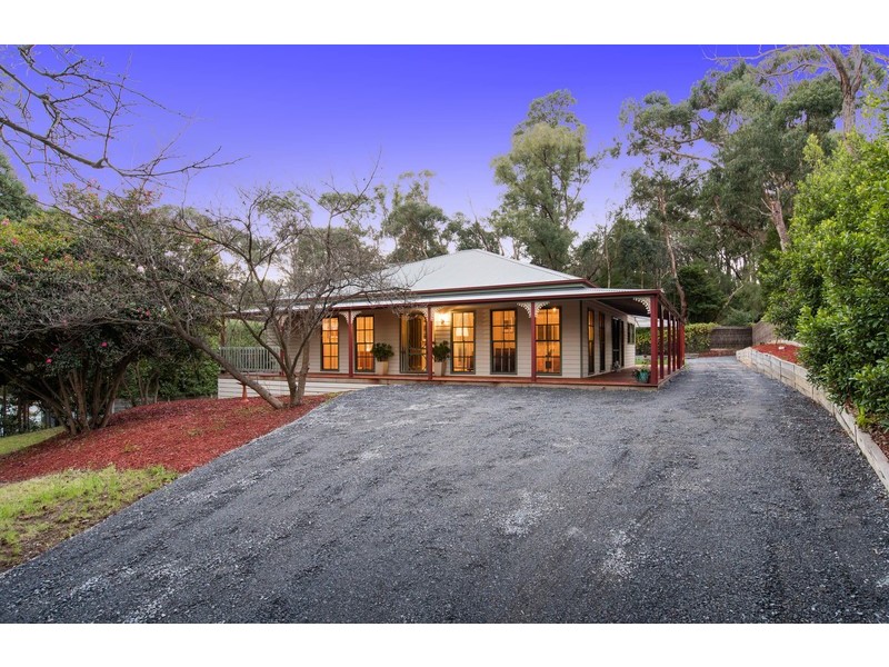 6 Aqueduct Avenue, Mount Evelyn VIC 3796