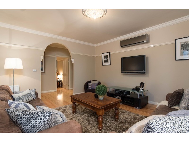 6 Aqueduct Avenue, Mount Evelyn VIC 3796