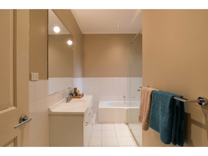 6 Aqueduct Avenue, Mount Evelyn VIC 3796