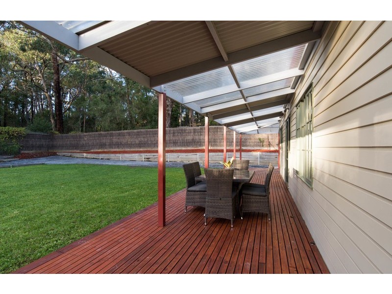 6 Aqueduct Avenue, Mount Evelyn VIC 3796