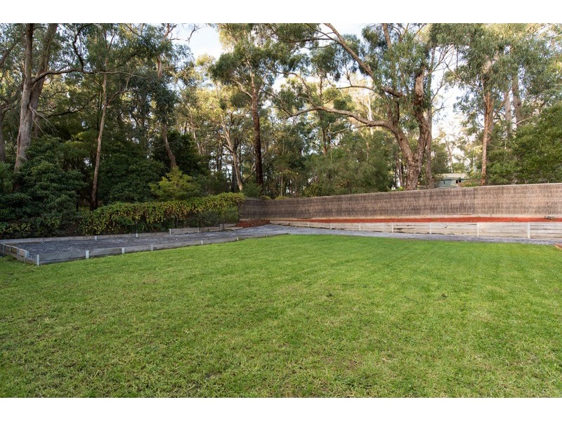 6 Aqueduct Avenue, Mount Evelyn VIC 3796