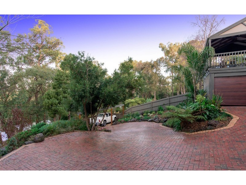 37 Russell Street, Mount Evelyn VIC 3796