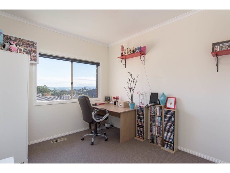 9 Bastow Road, Lilydale VIC 3140