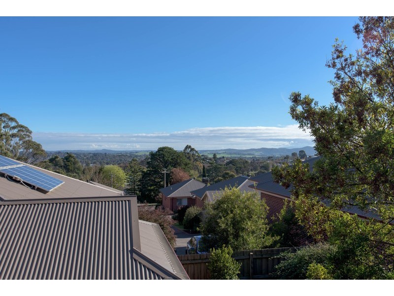 9 Bastow Road, Lilydale VIC 3140